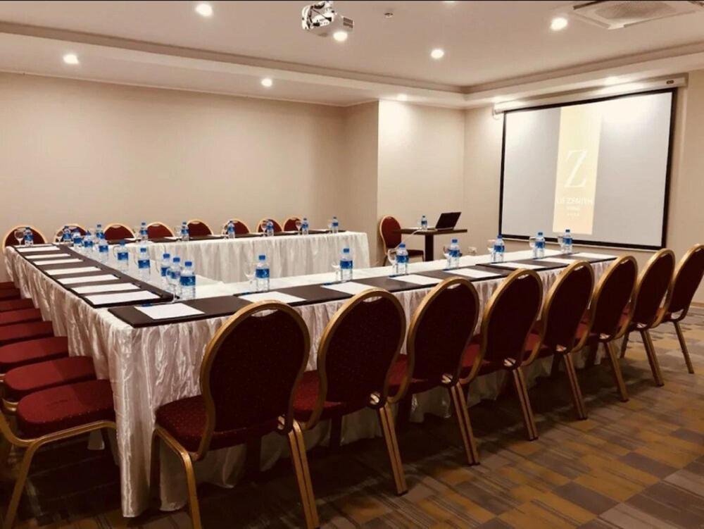 Le Zenith Hotel אוראן מראה חיצוני תמונה